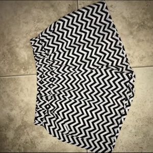 chevron silky shorts